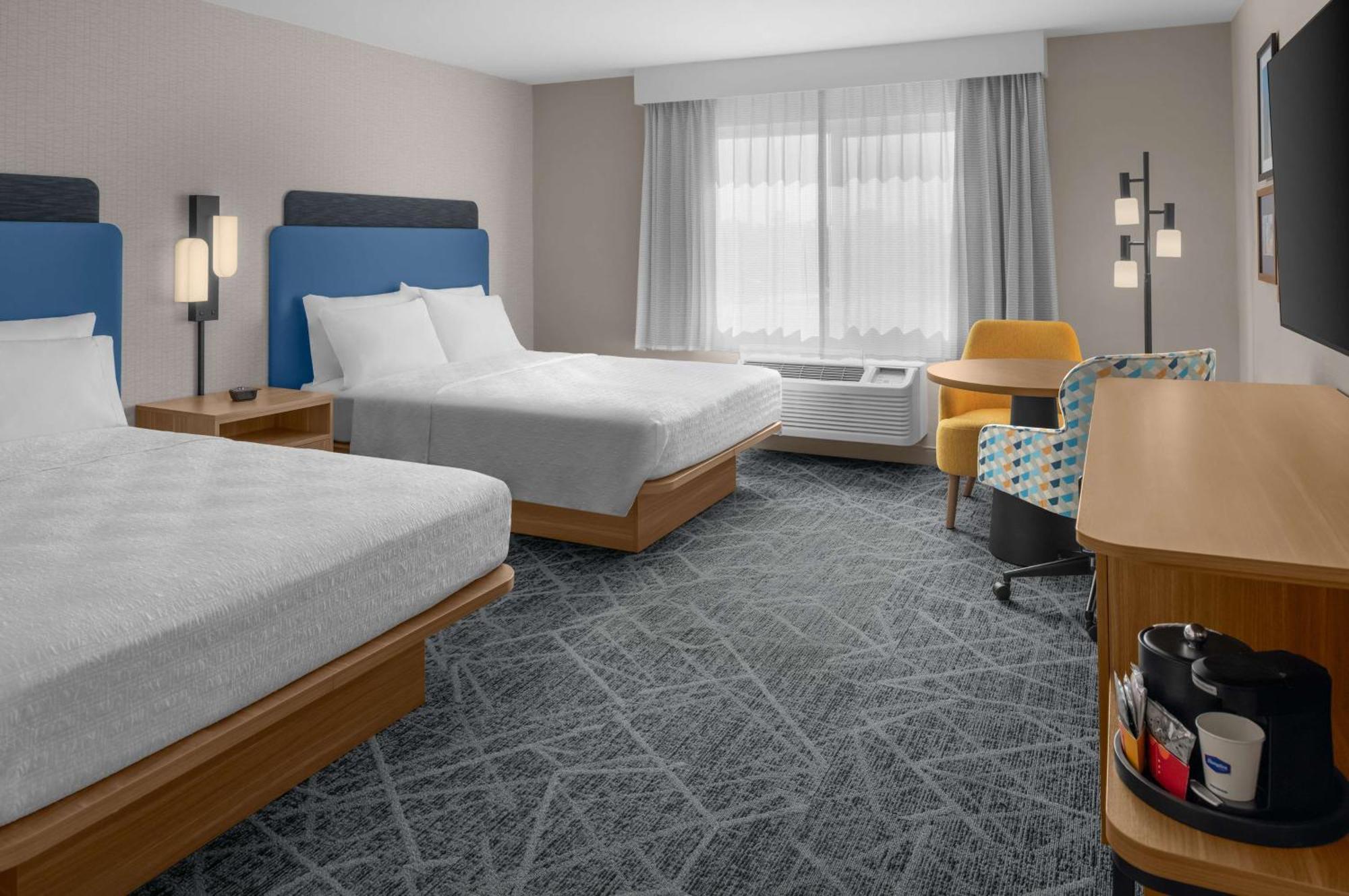 Queen Room Two Queen Beds